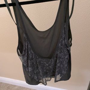 Lululemon lightweight tank. Green with palm pattern. Size 4